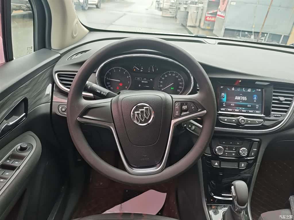 Buick Encore, 2019 11