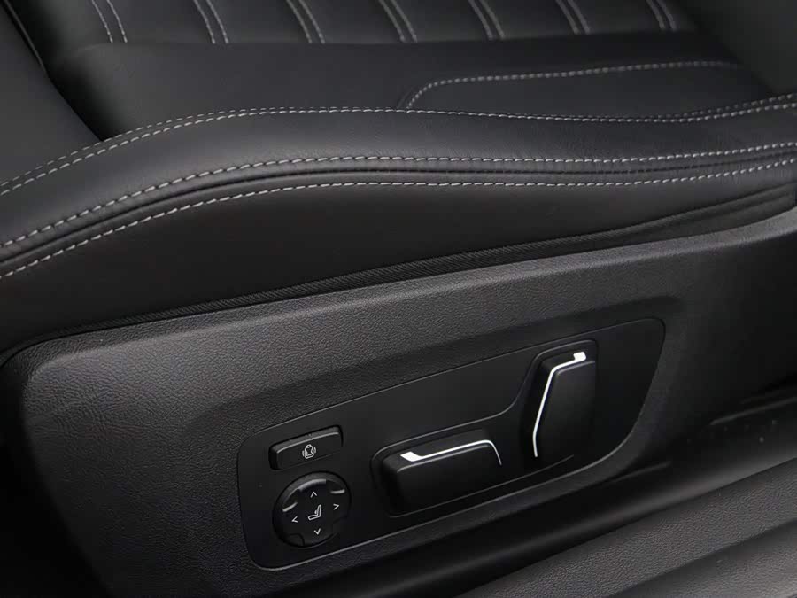 BMW M2 2026, фото 4