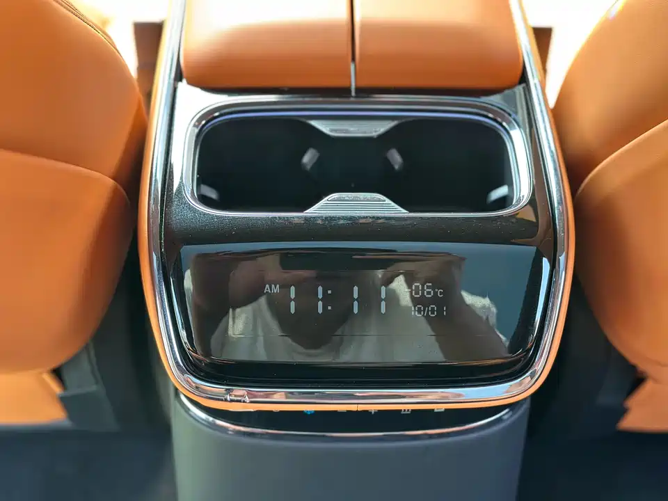 Geely Galaxy Wing true L380