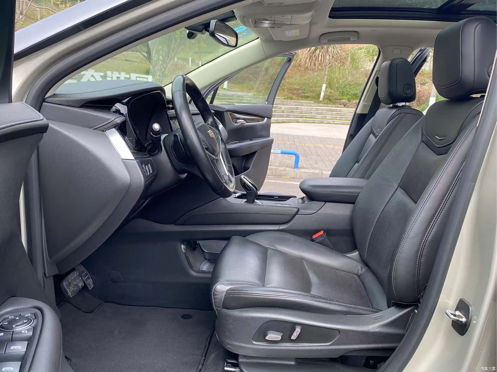 Cadillac XT5, 2017 11