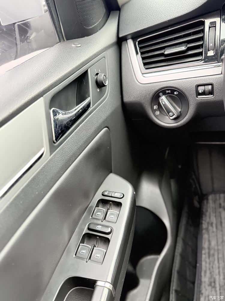 Volkswagen Bora, 2016 15