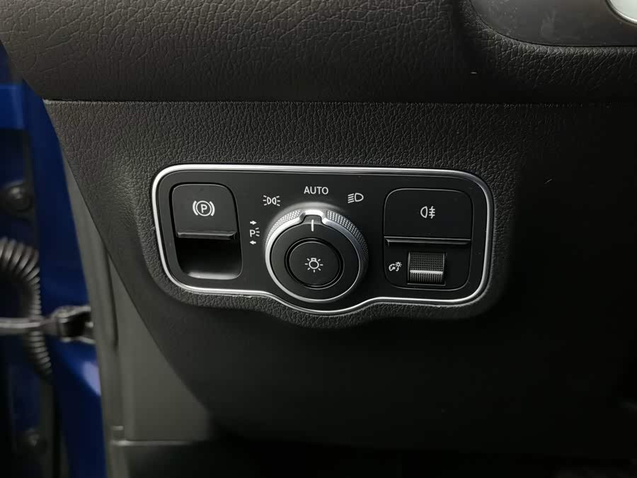 Mercedes-Benz GLB 2020, фото 21