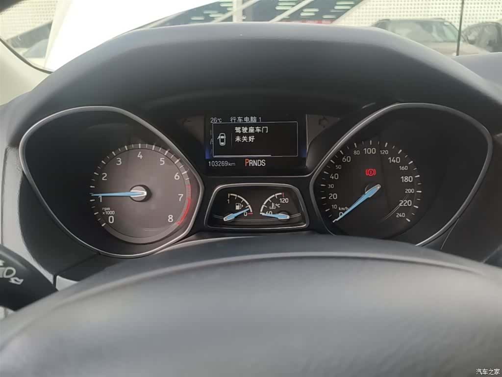 Ford Focus, 2017 12