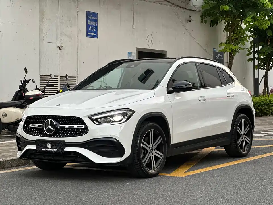 Mercedes-Benz GLA