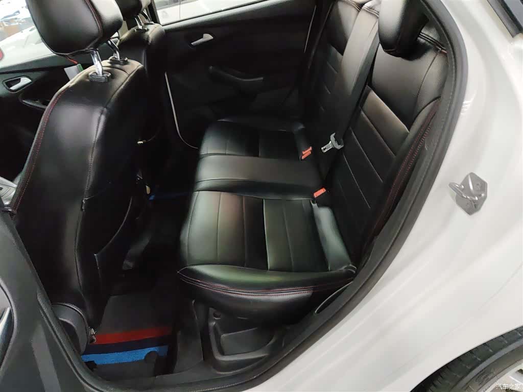Ford Focus, 2017 15