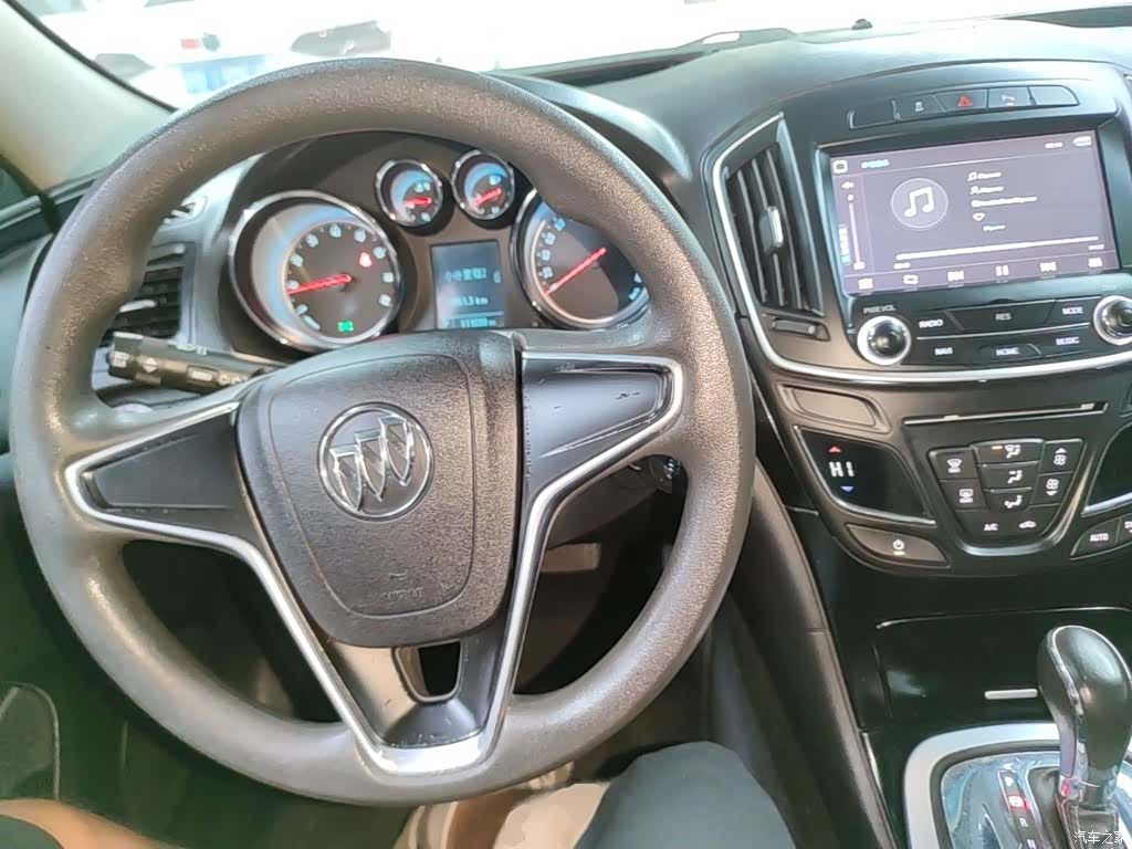 Buick Regal, 2015 10