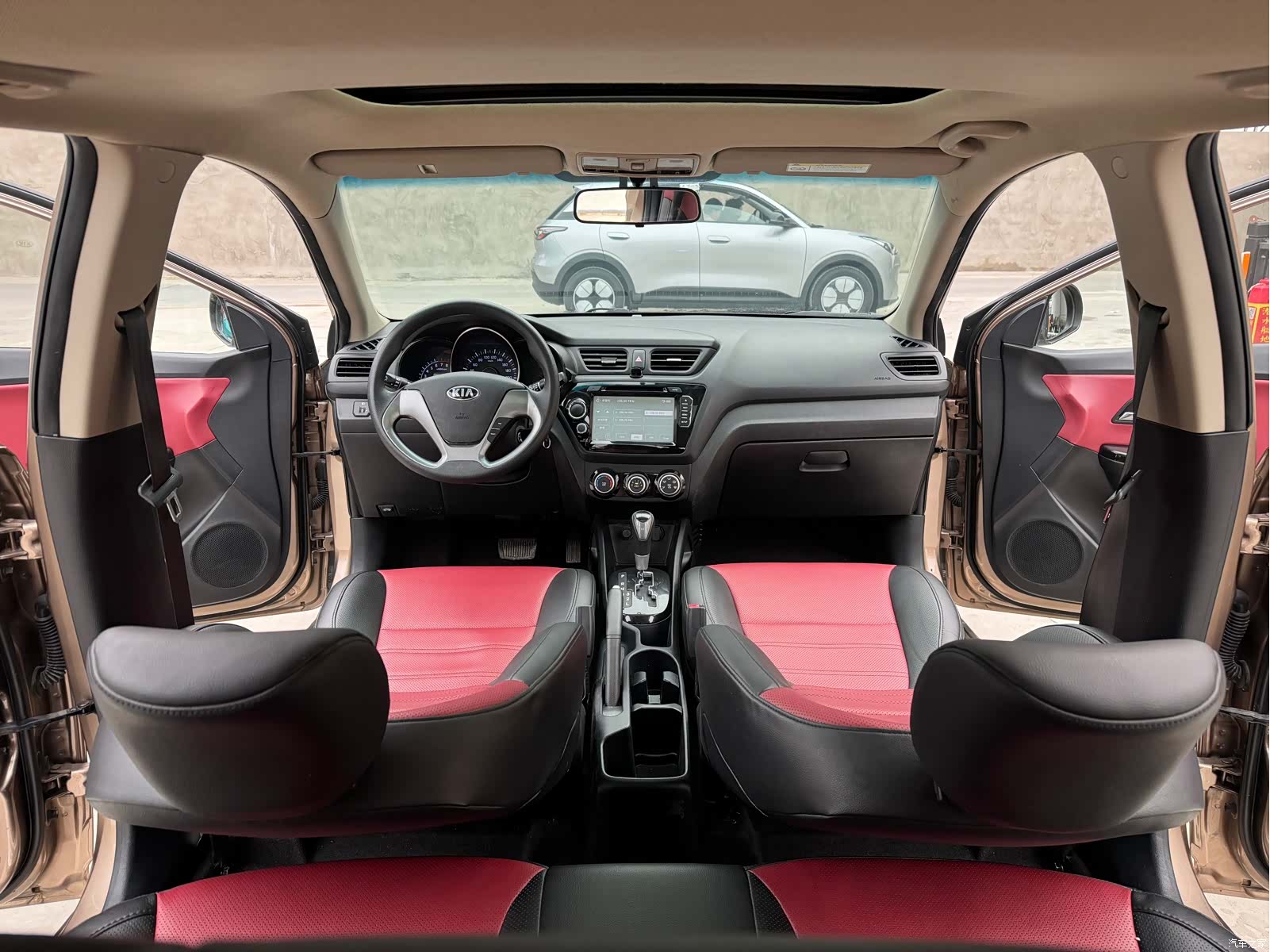 Kia K2, 2016 7