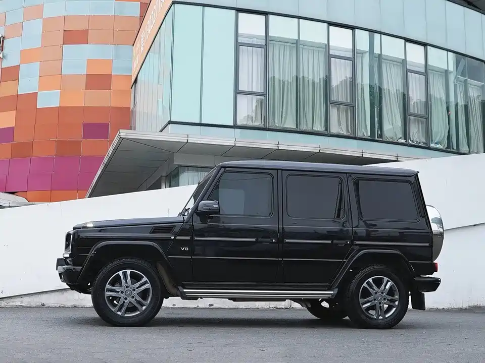 Mercedes-Benz G-class