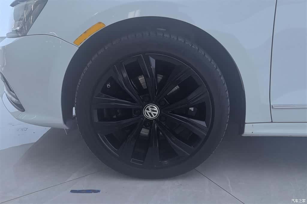 Volkswagen Sagitar, 2017 6