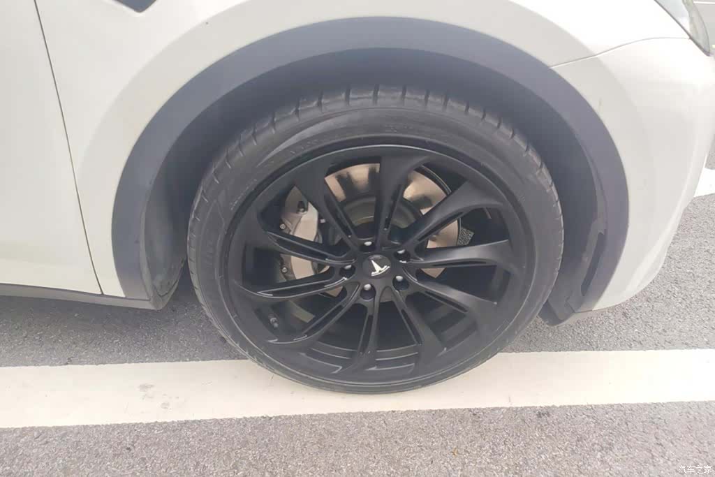 Tesla Model Y, 2022 6