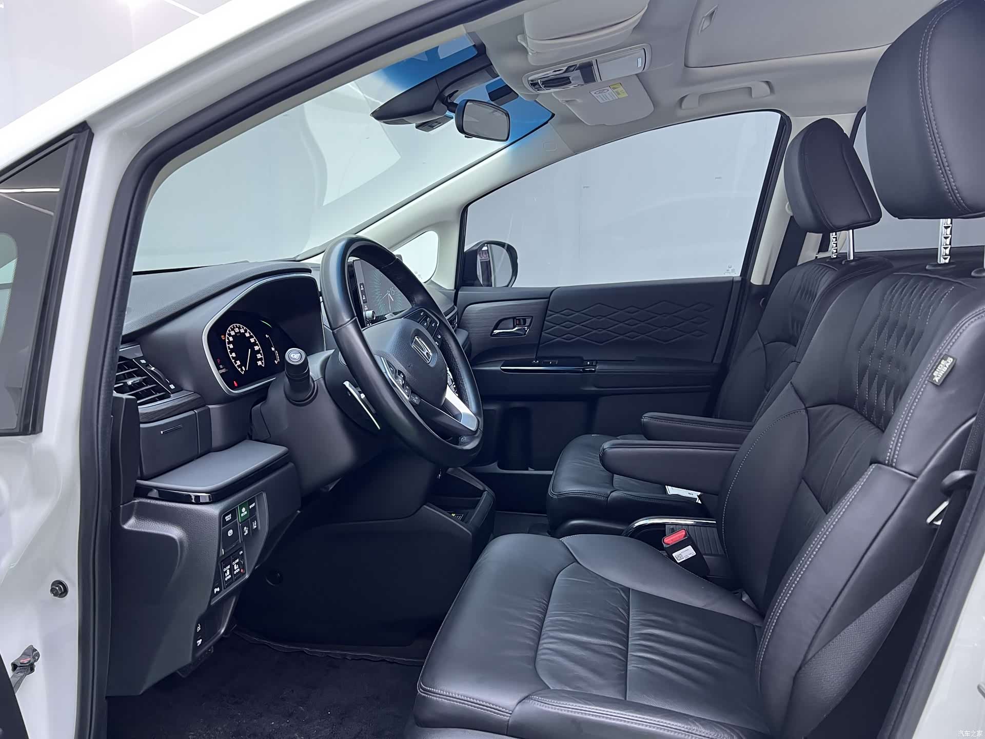 Honda Elysion, 2023 22