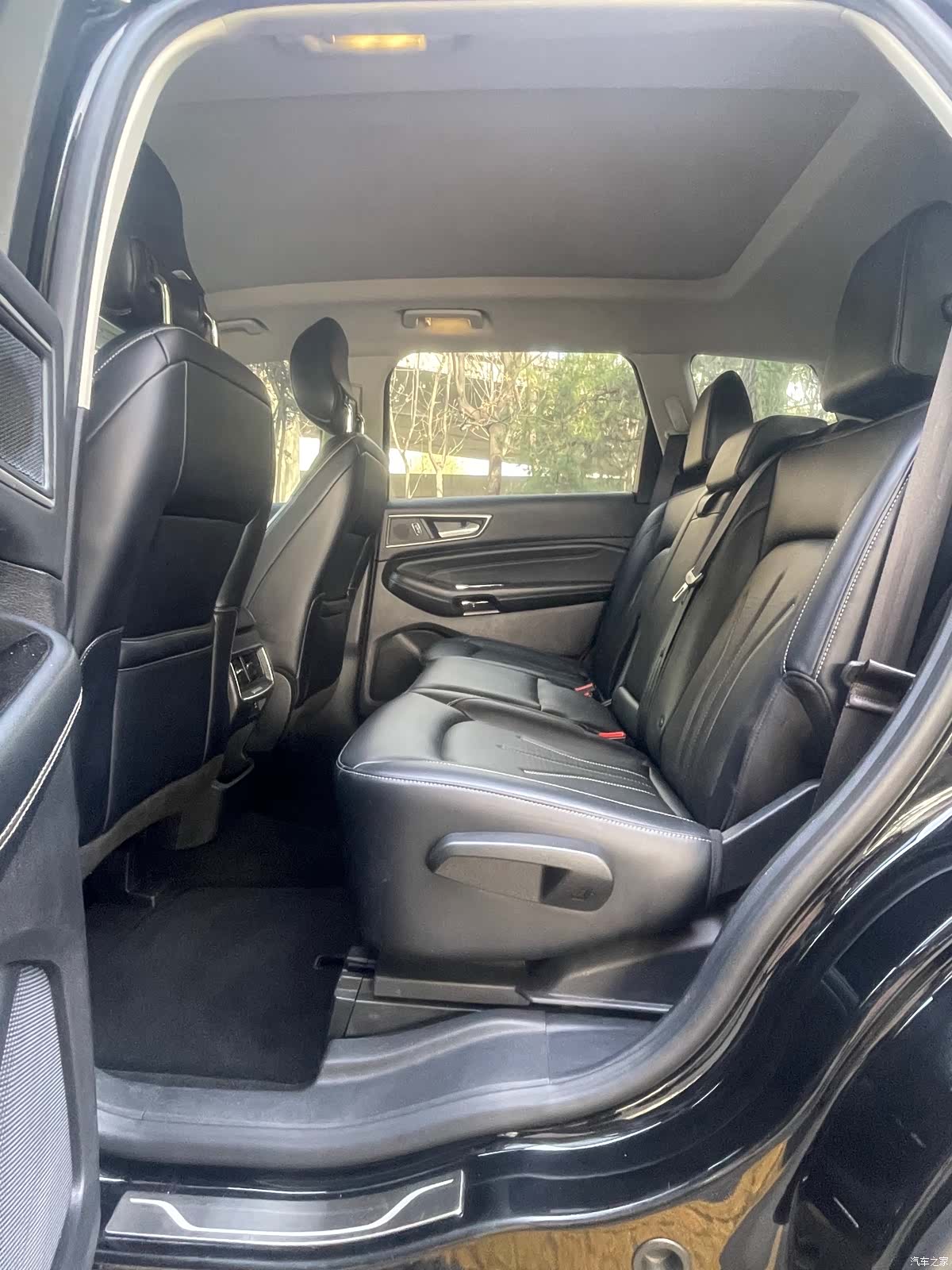Ford Edge, 2021 13