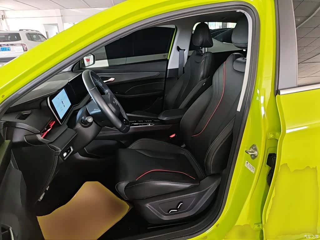 Geely Binray, 2023 11