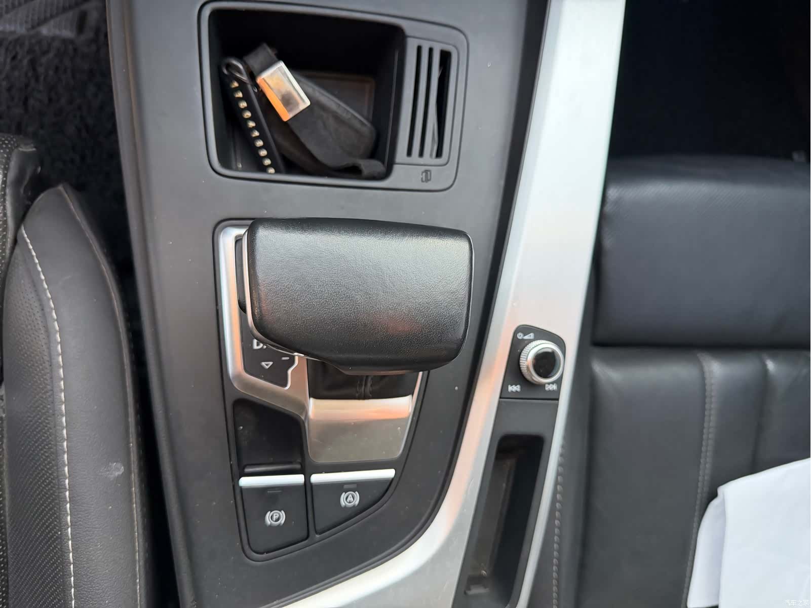 Audi A4L, 2023 14