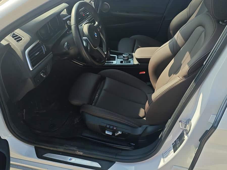 BMW 1 Series 2021, фото 9