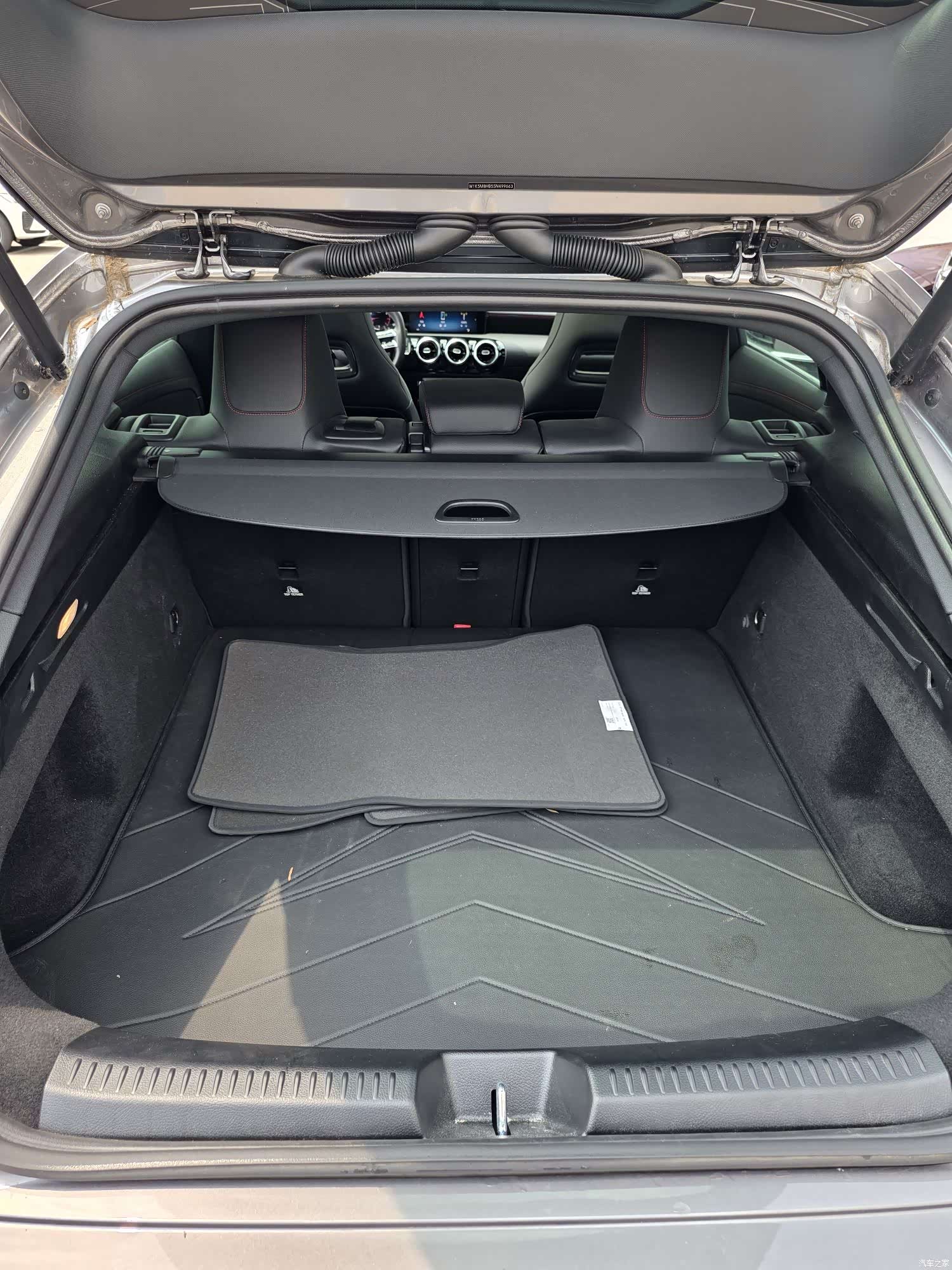 Mercedes-Benz CLA, 2025 22