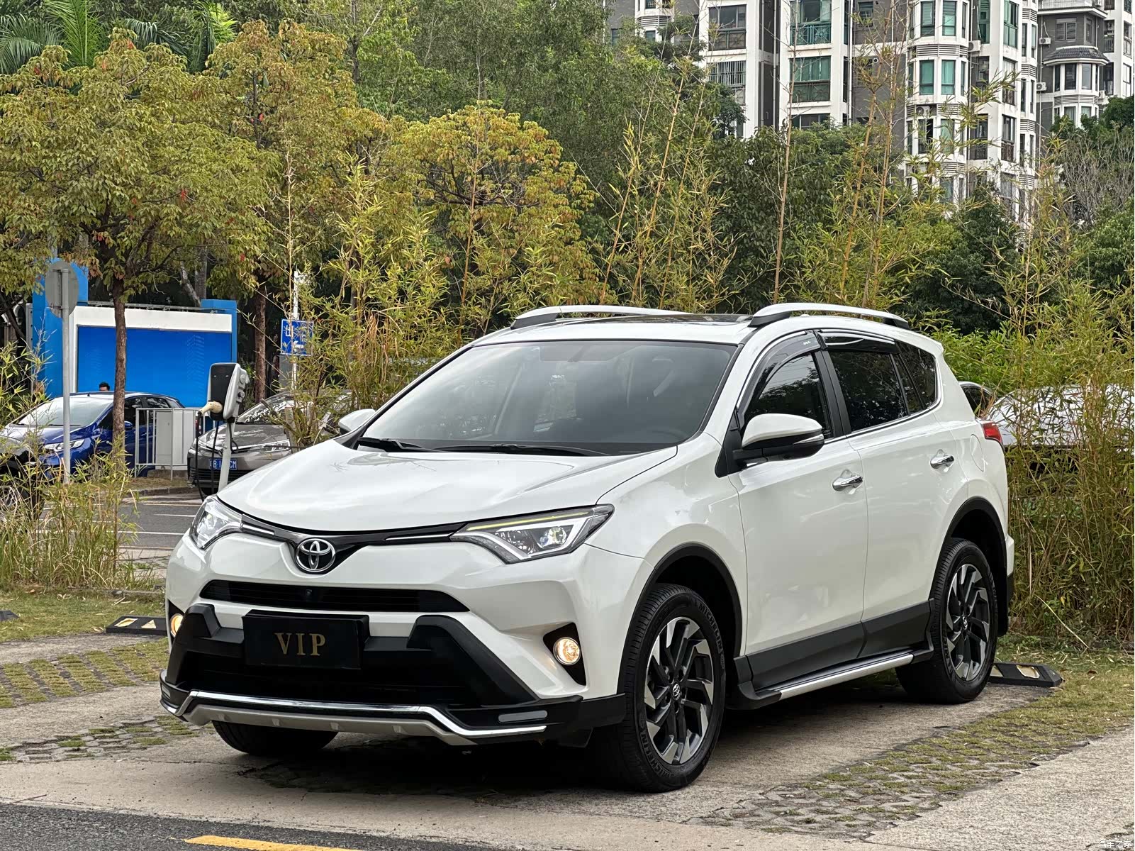 Toyota RAV4, 2017 1