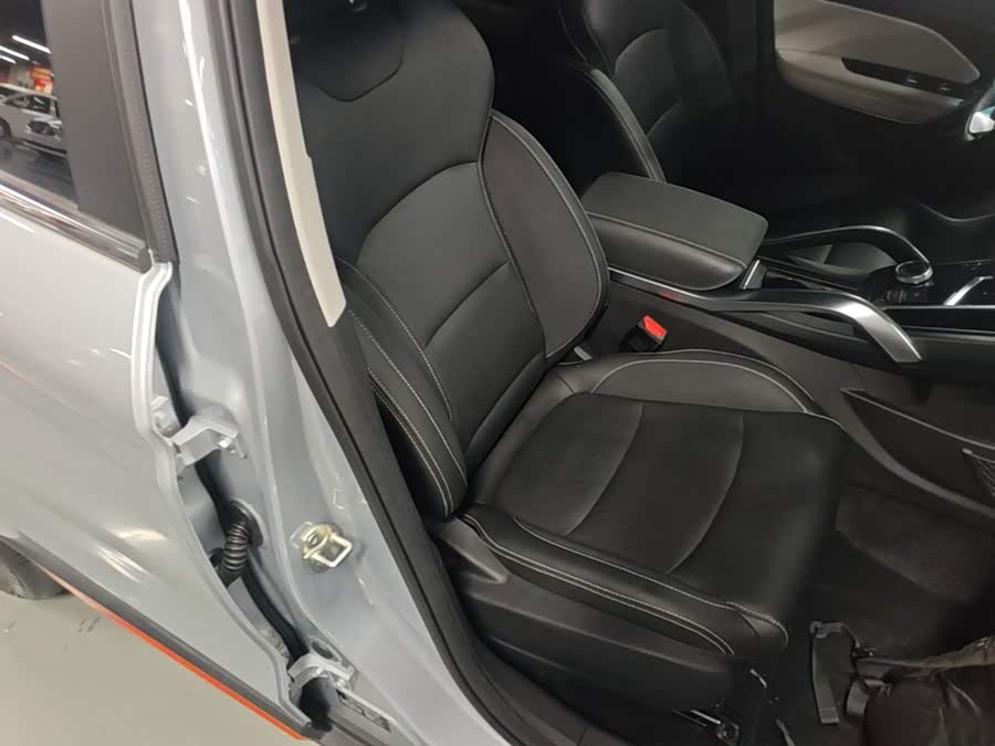 Geely Atlas 2022, фото 25