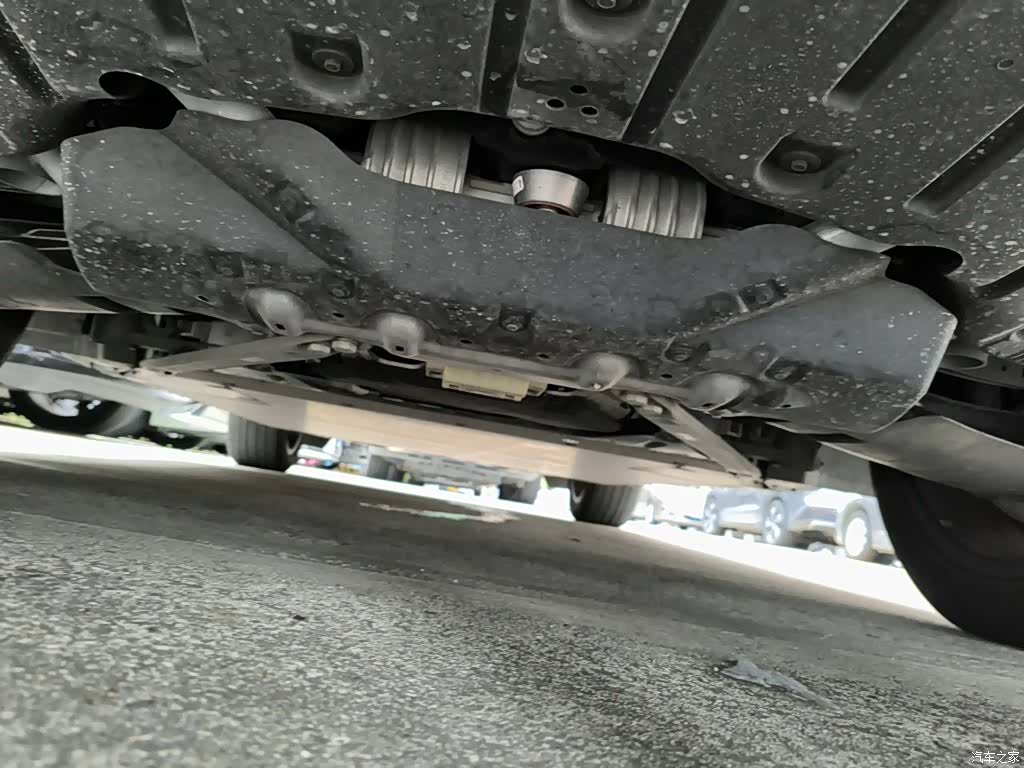 BMW iX3, 2022 25