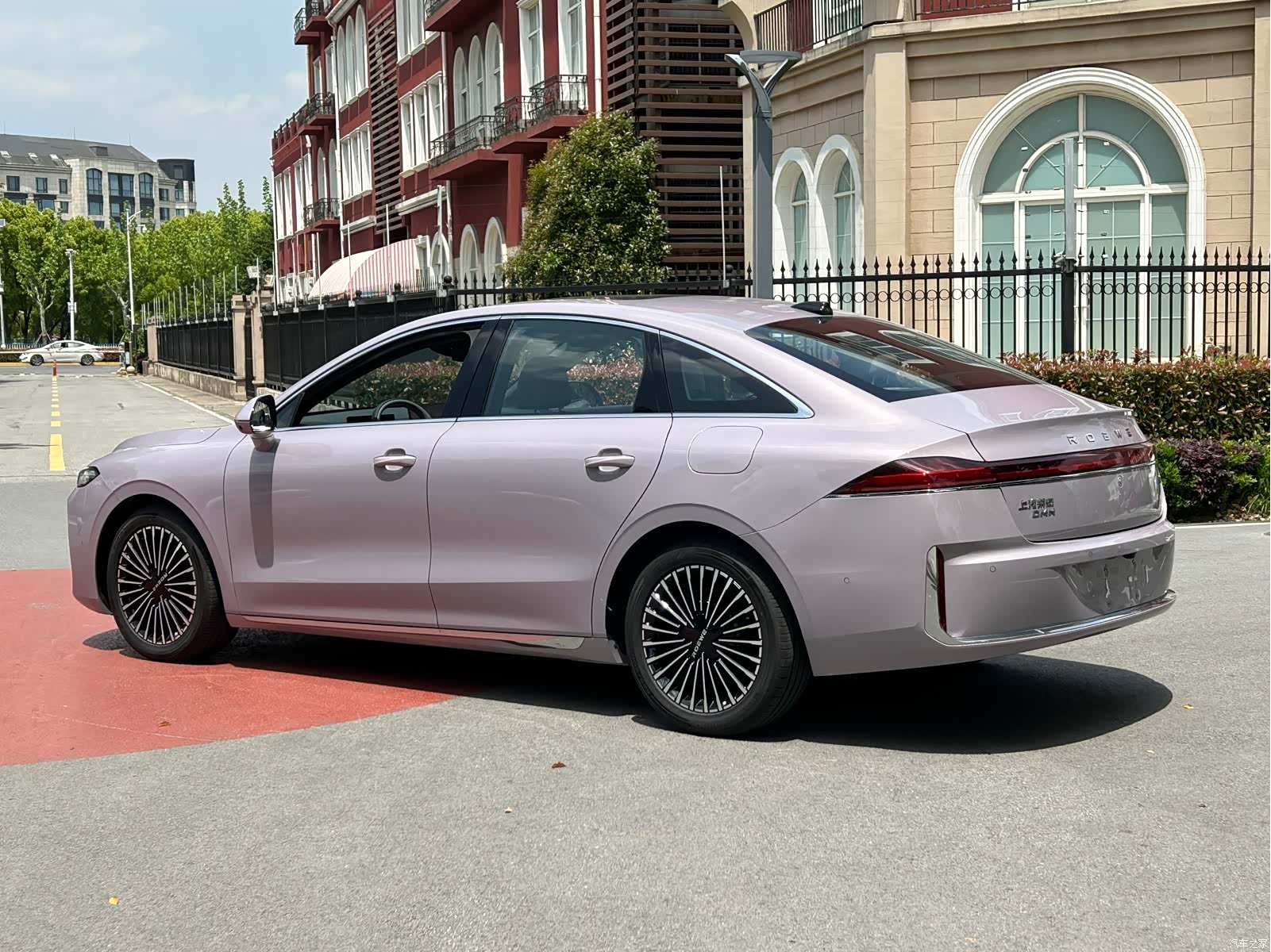 Roewe M7, 2025 4