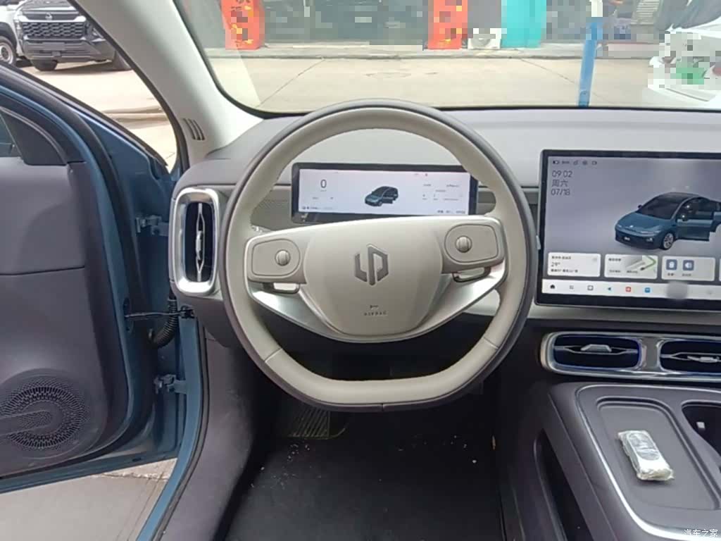 Leapmotor B01, 2025 11