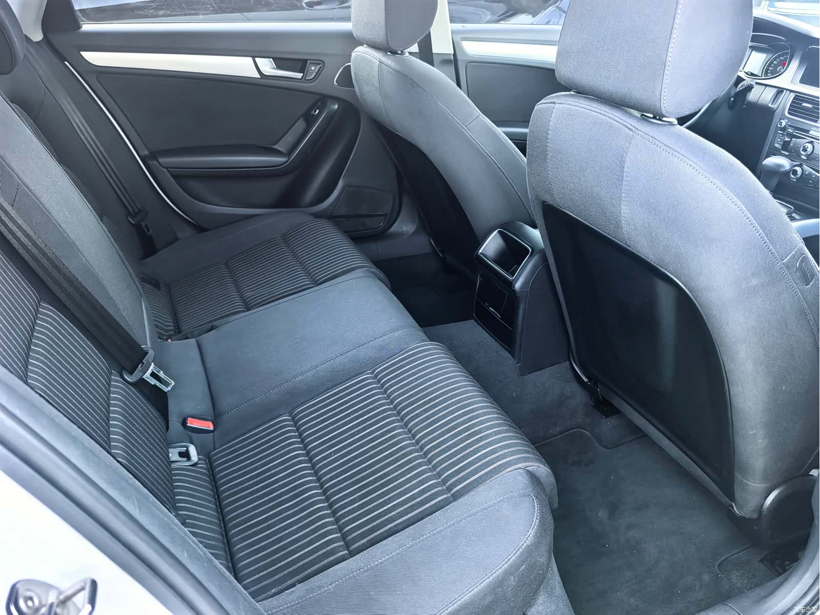 Audi A4L, 2014 8