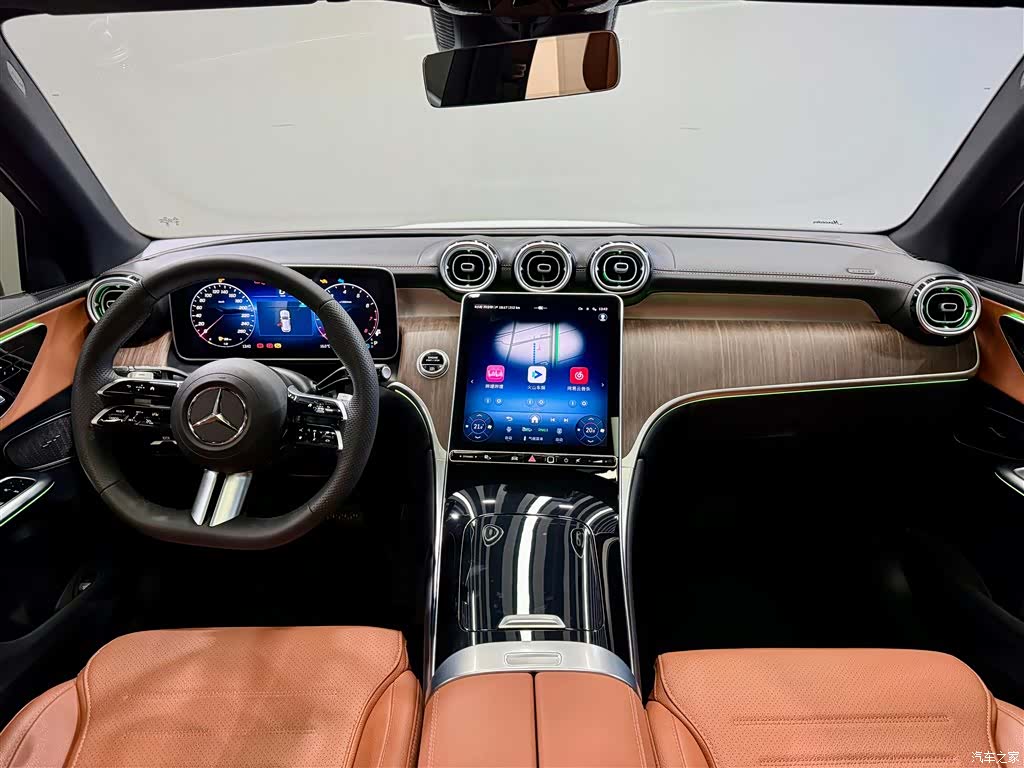 Mercedes-Benz GLC, 2025 15