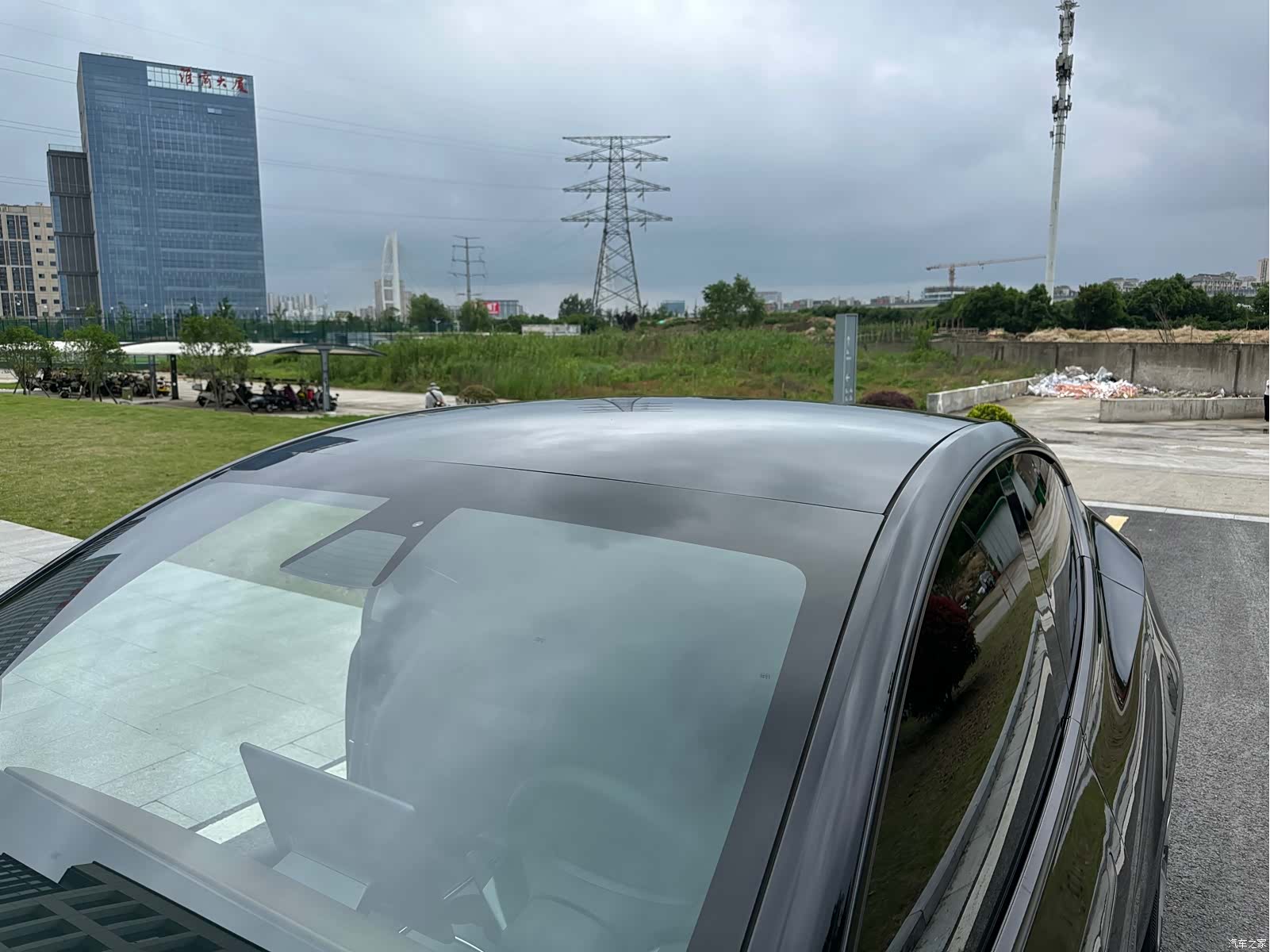 Tesla Model Y, 2022 23