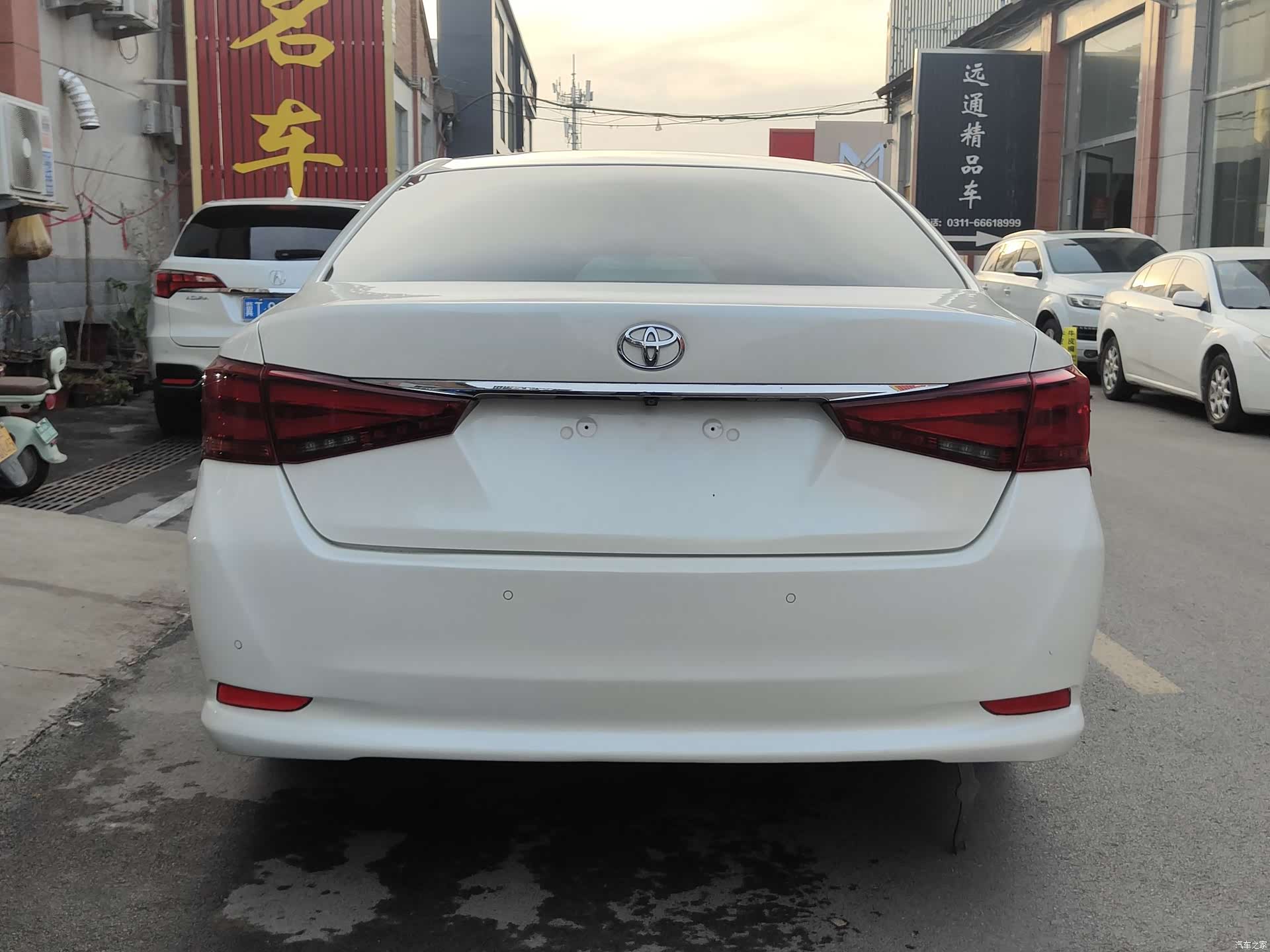Toyota Crown, 2015 все фото