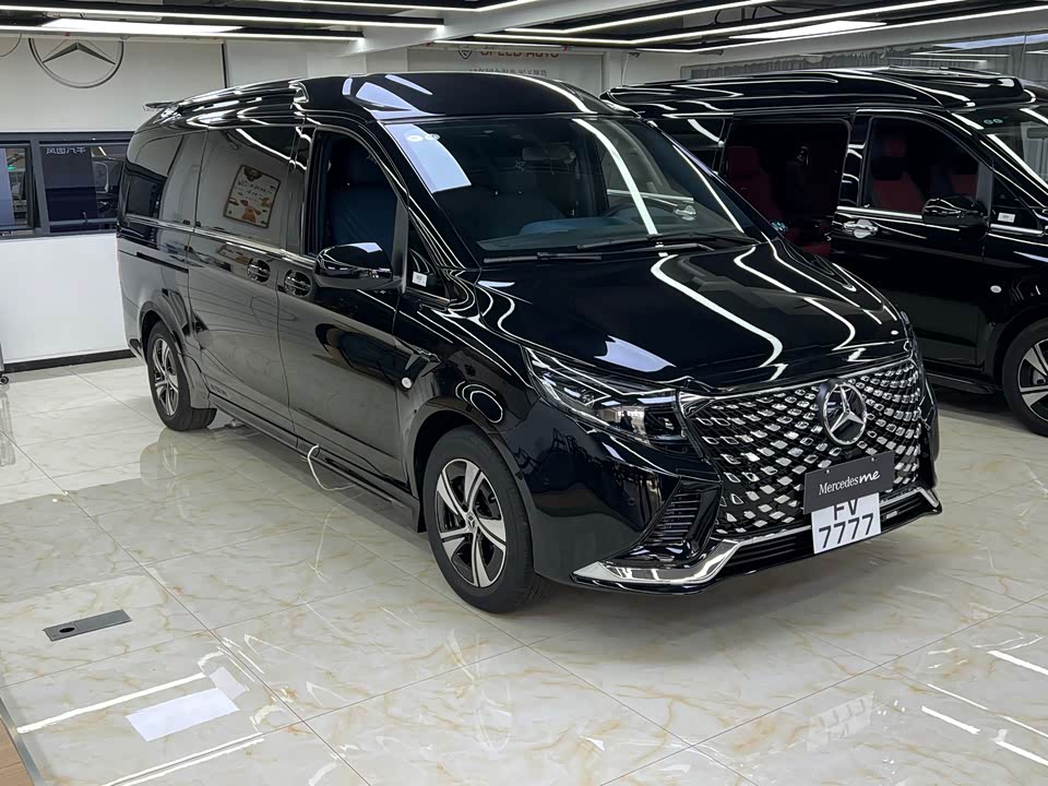 Mercedes-Benz V-class