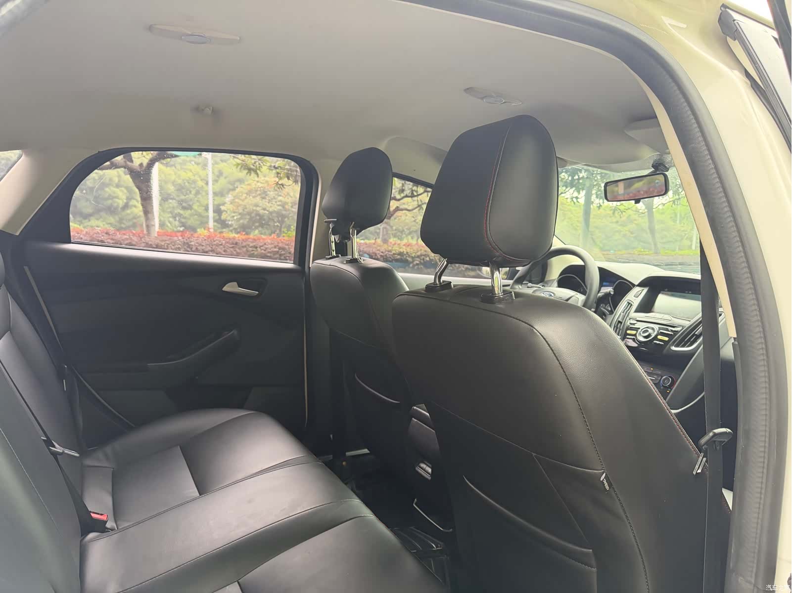 Ford Focus, 2016 16