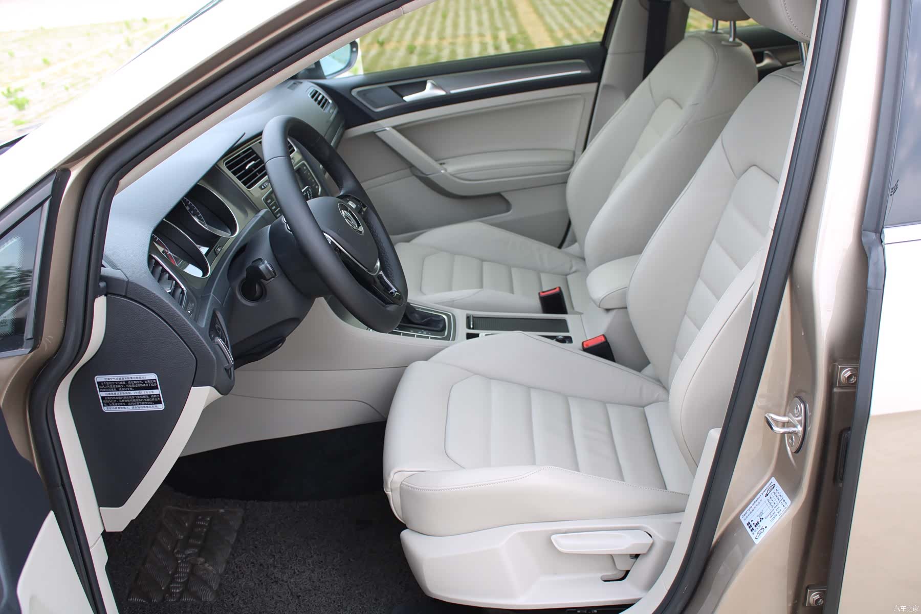 Volkswagen Golf, 2016 13