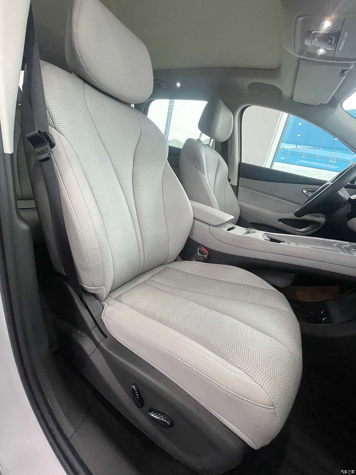 BYD HiAce, 2025 17