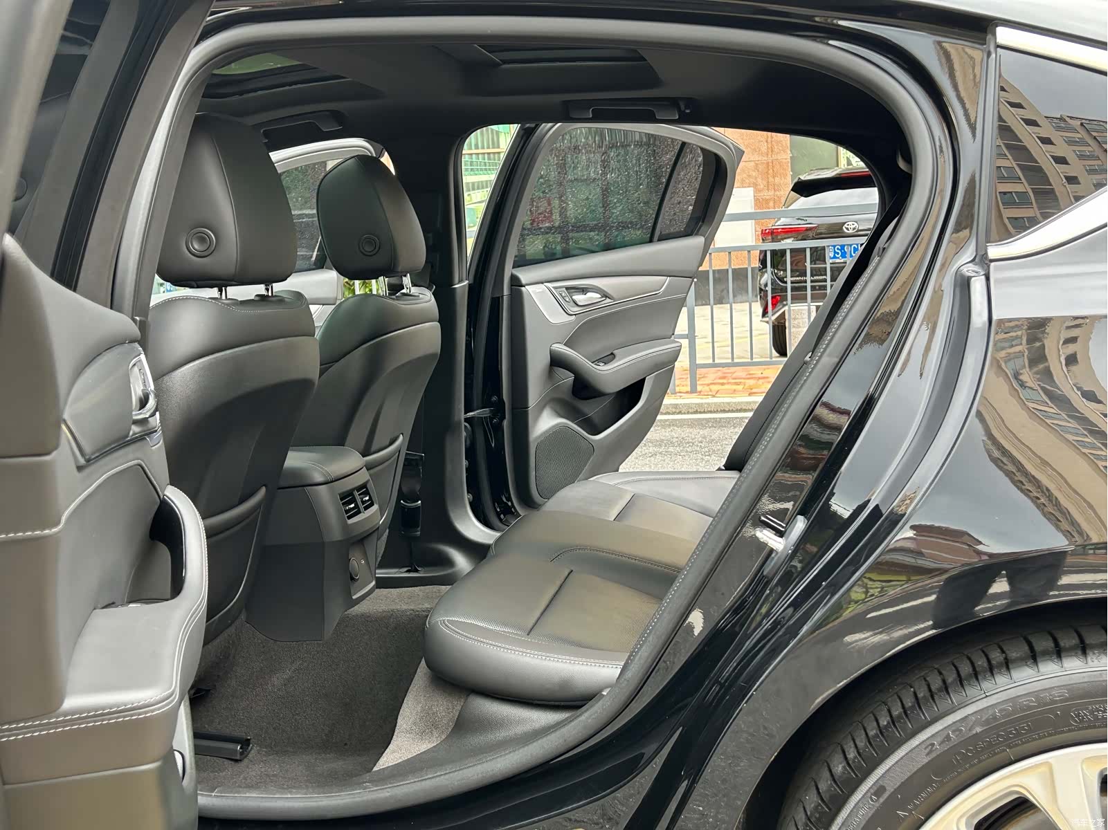 Cadillac CT5, 2023 10