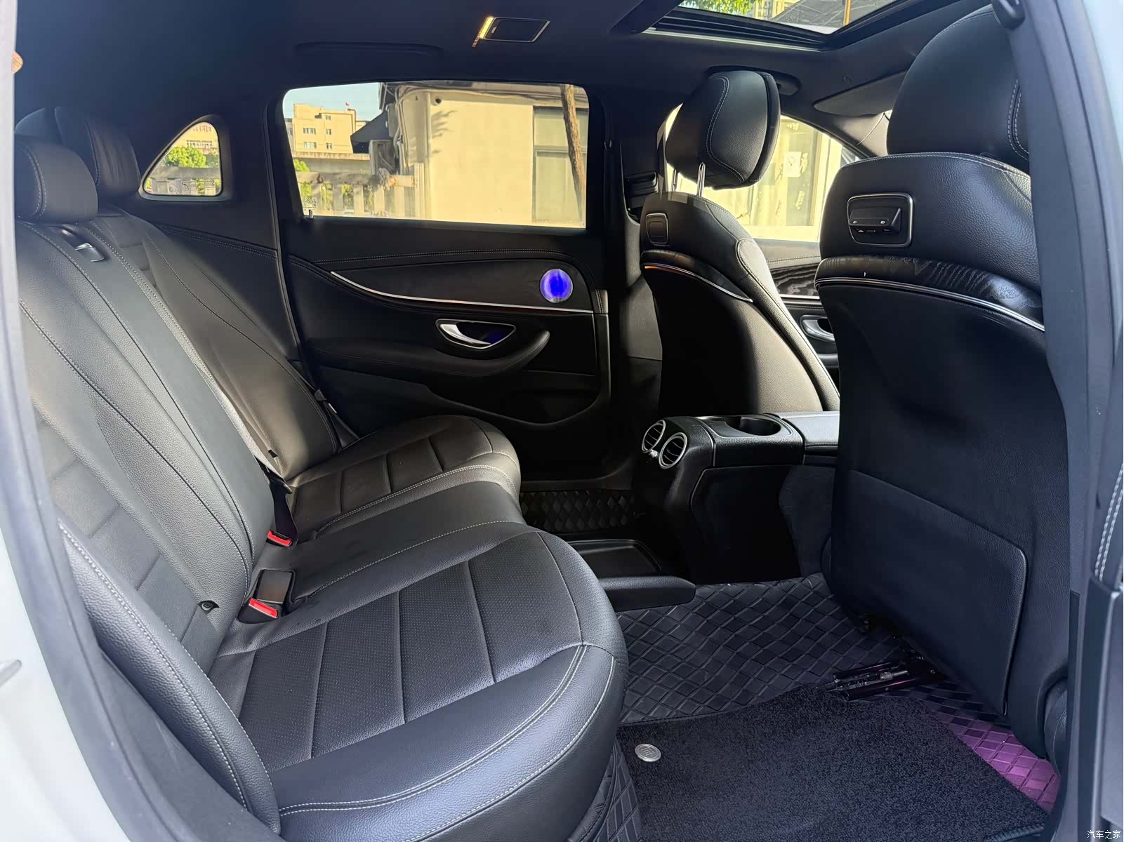 Mercedes-Benz E-Class, 2018 15