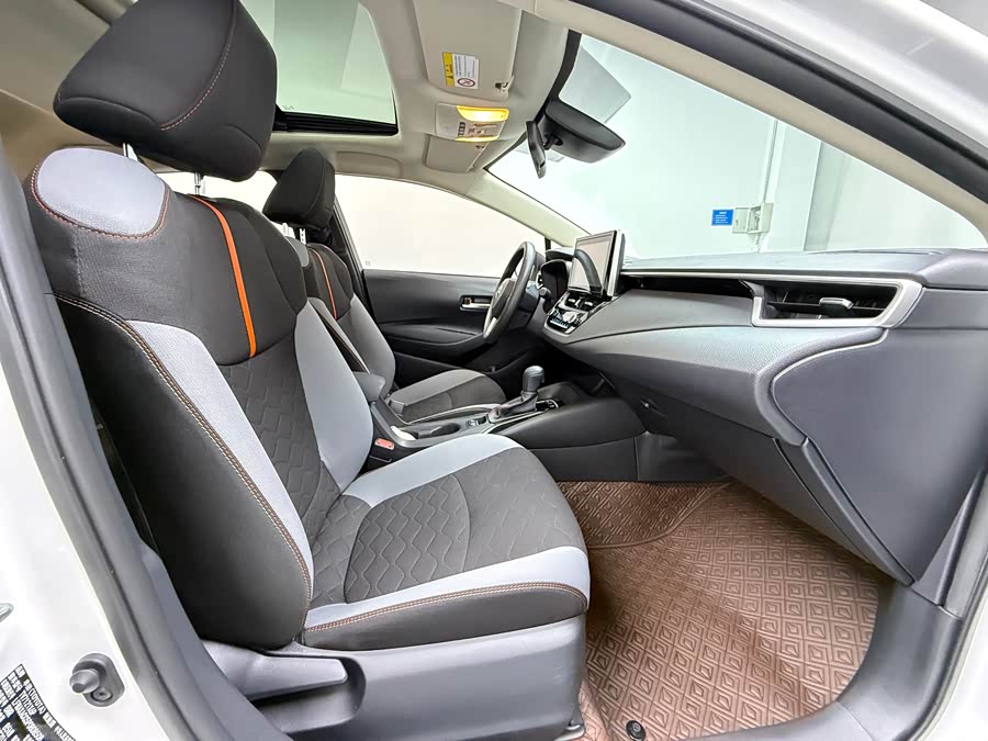 Toyota Corolla 2024, фото 12
