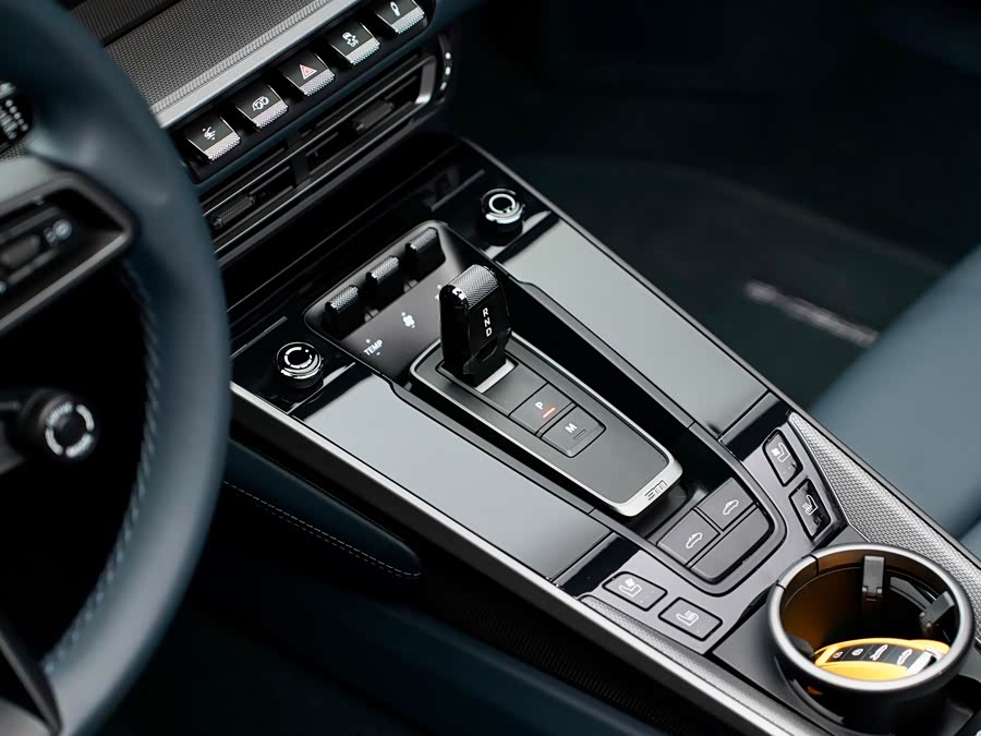 Porsche 911 2023, фото 14