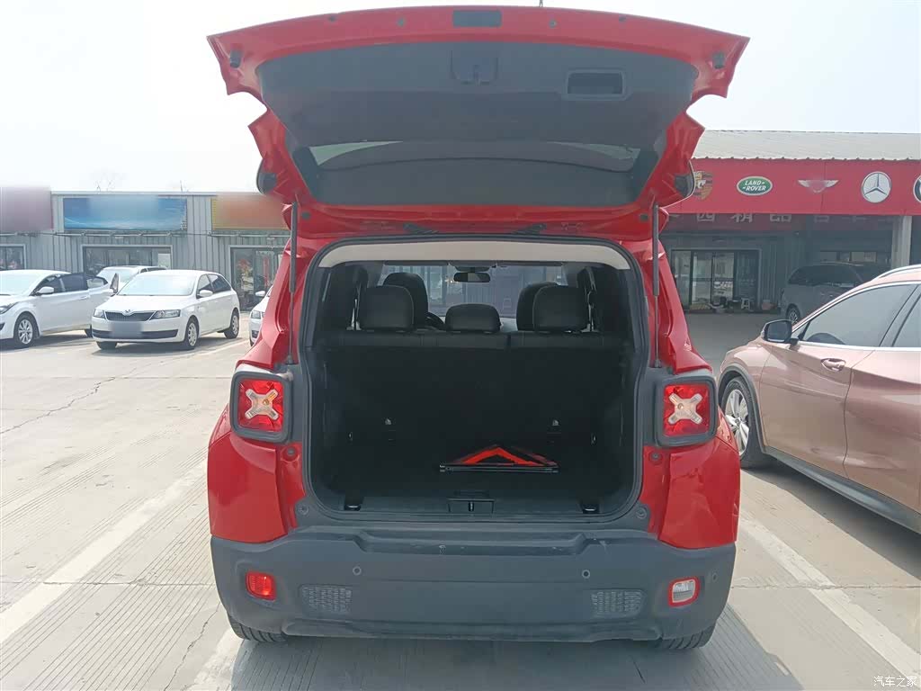 Jeep Renegade, 2017 15