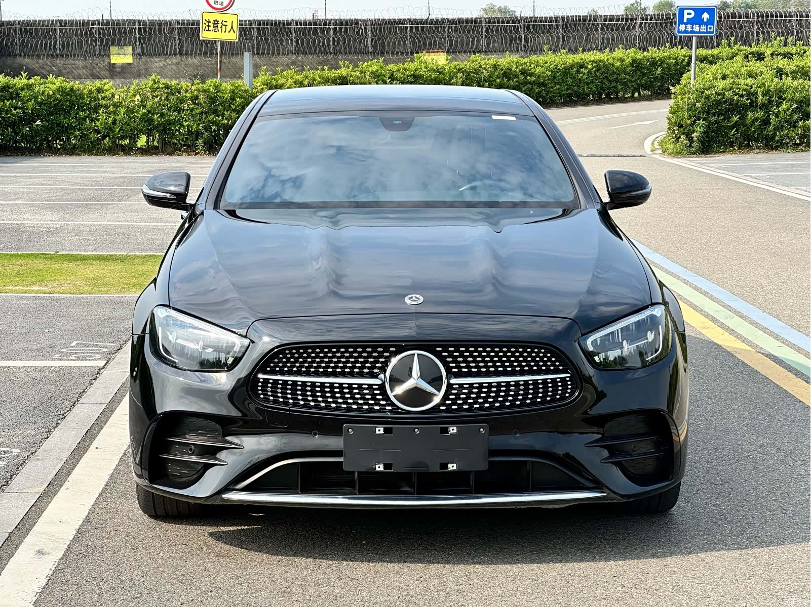 Mercedes-Benz E-Class, 2022 2