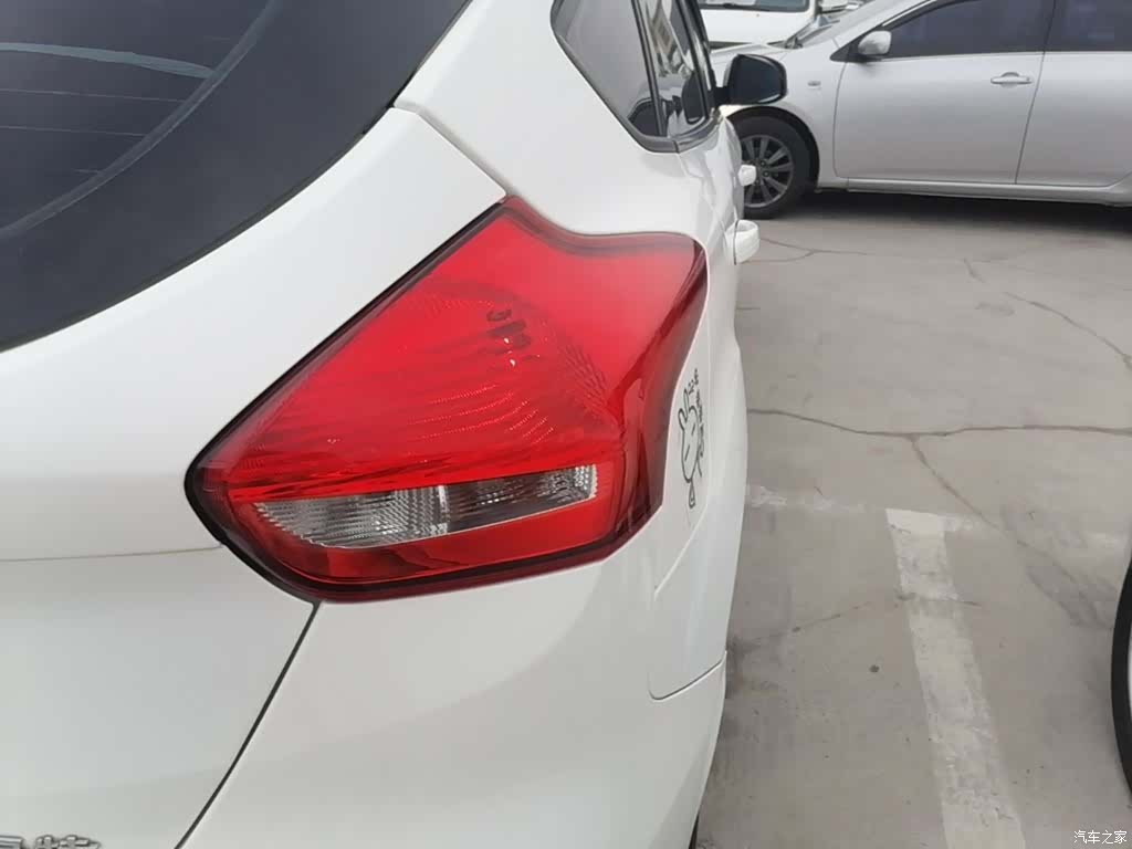 Ford Focus, 2016 8
