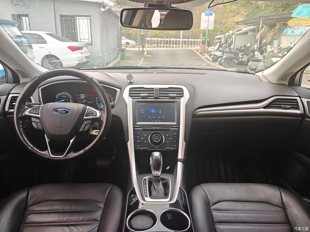 Ford Mondeo, 2013 8