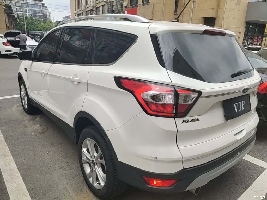 Ford Kuga, 2018 23