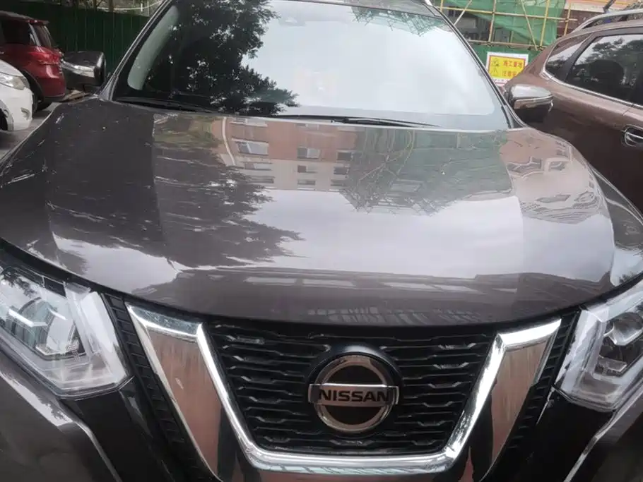 Nissan Qijun