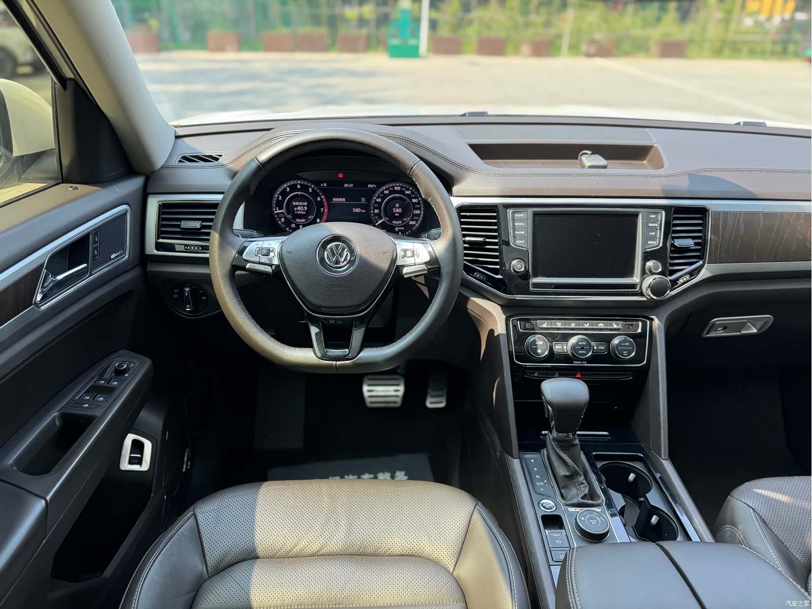 Volkswagen Teramont, 2018 10