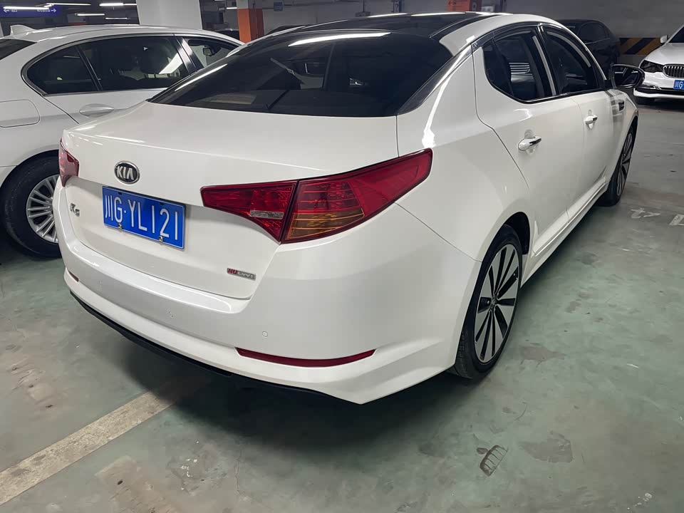 Kia K5 Kia K5