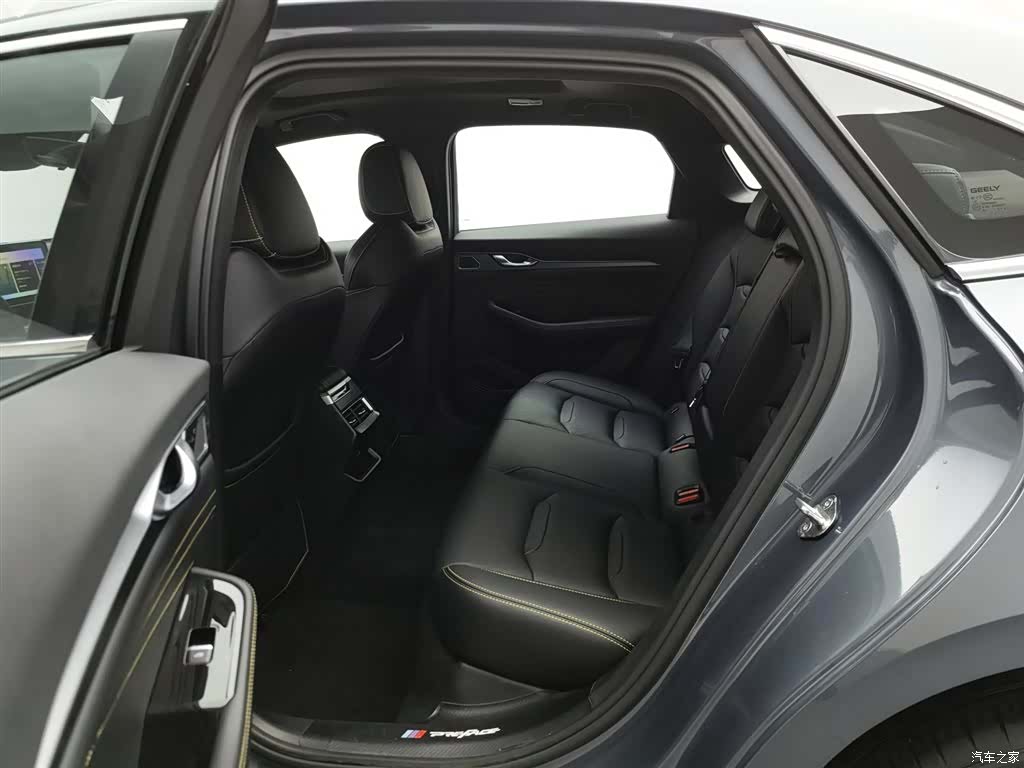 Geely Preface, 2024 15