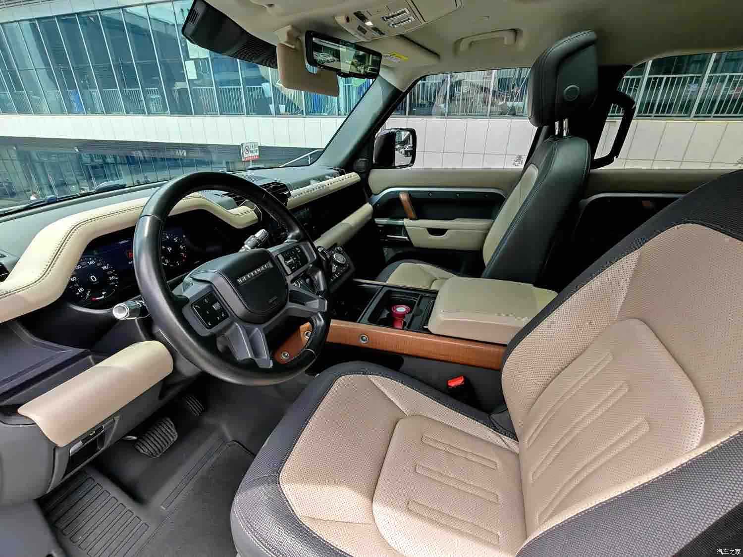 Land Rover Defender, 2023 6