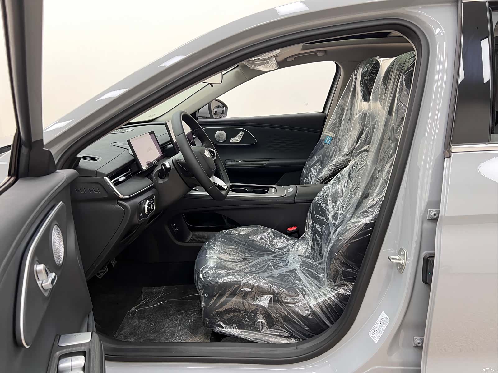 Chery A8L, 2026 15