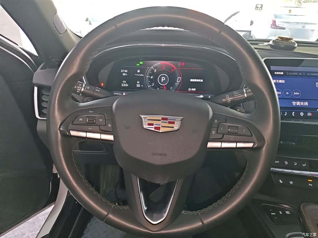 Cadillac CT5, 2023 11