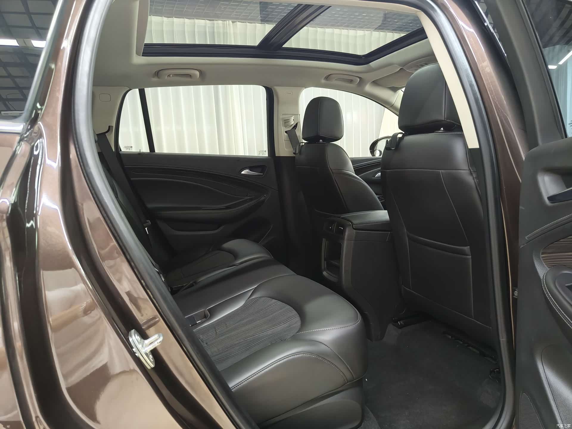 Buick Envision Plus, 2021 11